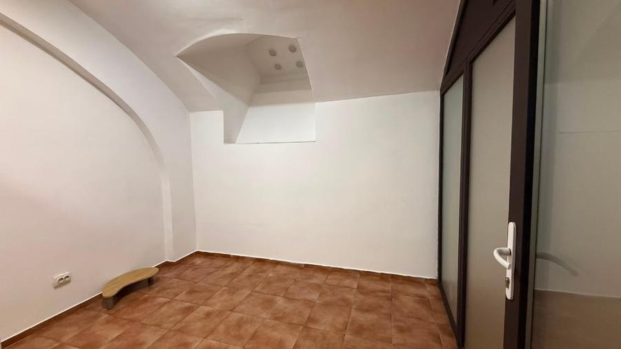 Apartament cu 2 camere decomandat în Ultracentral