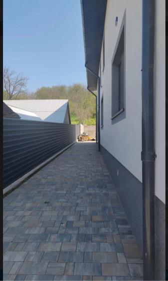 Casă cu Teren 1100 Mp în Bălteni