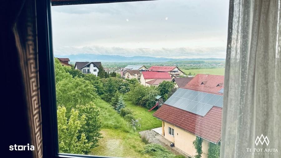 Apartament cu 3 camere în Valea Aurie