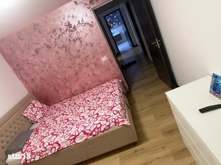 Casă cu 4 camere cu Teren 600 Mp în Glina