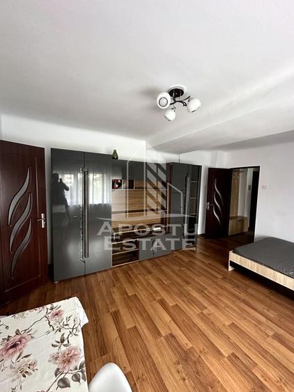 Garsonieră semidecomandată în Complex Studențesc