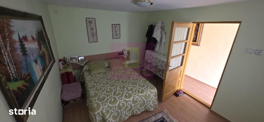 Casă cu 3 camere cu Teren 340 Mp în Poiana