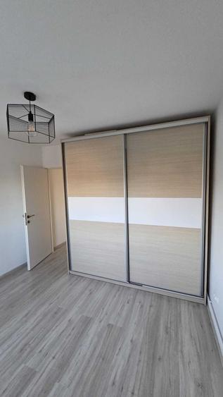 Apartament cu 2 camere decomandat în Gruia