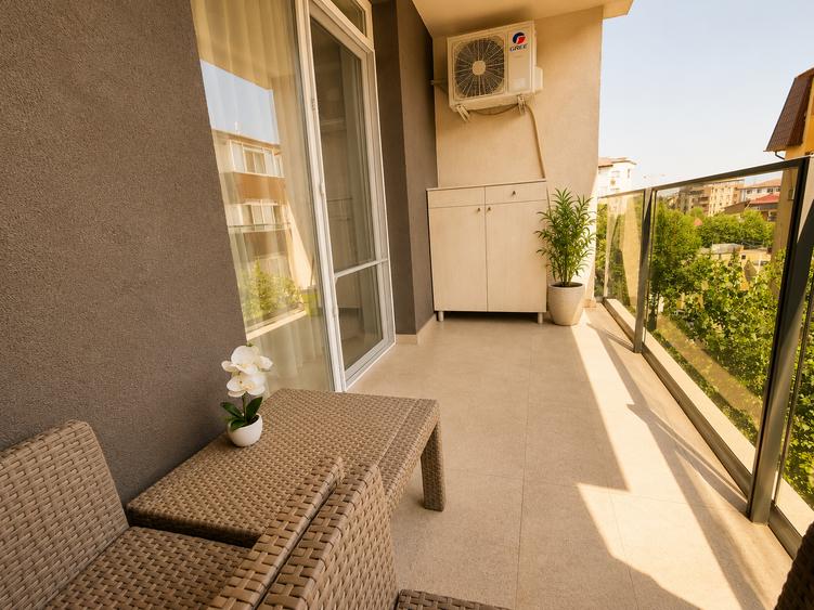 Apartament cu 2 camere decomandat în Berceni