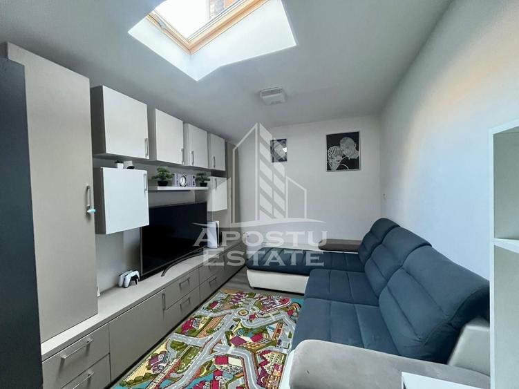 Apartament cu 2 camere decomandat, mobilat în Traian