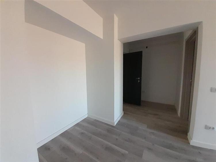 Apartament cu 2 camere semidecomandat în Bucium