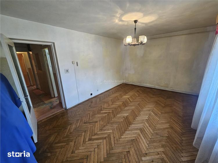Apartament cu 2 camere decomandat în Central