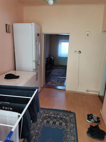 Casă cu 3 camere cu Teren 1200 Mp în Periam