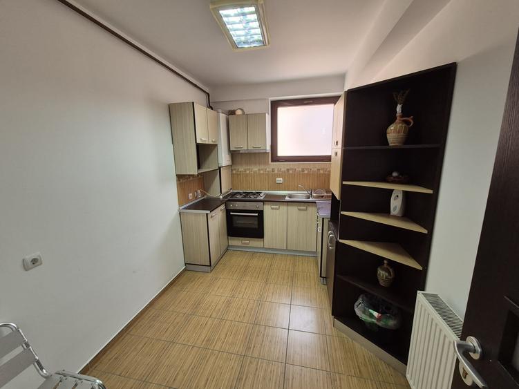 Apartament cu 4 camere în Central