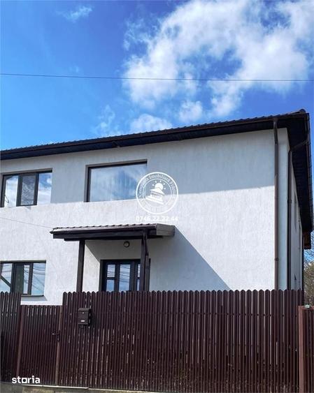Casă cu 3 camere în Breazu