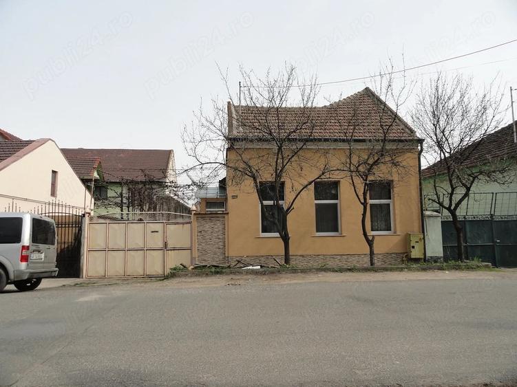 Casă cu 3 camere cu Teren 720 Mp în Pârneava