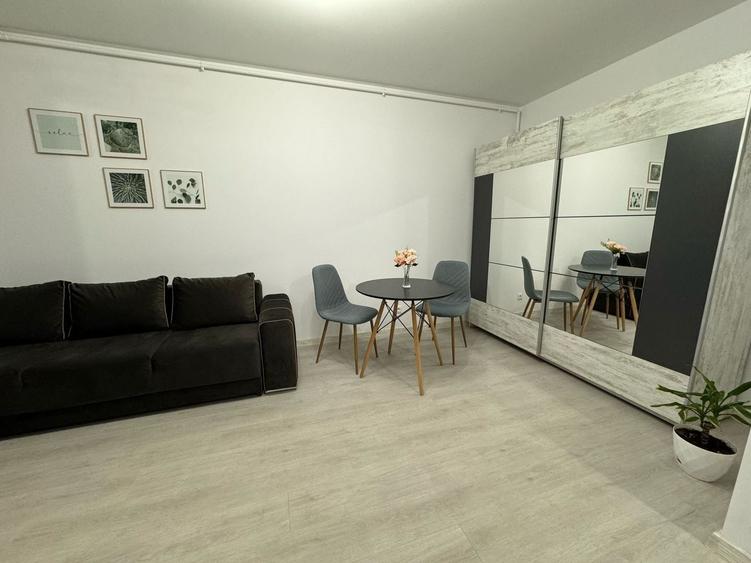 Apartament cu 2 camere semidecomandat, mobilat în Theodor Pallady
