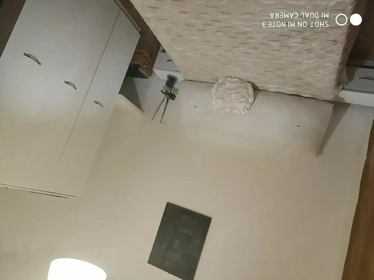 Apartament cu 3 camere decomandat în Progresul