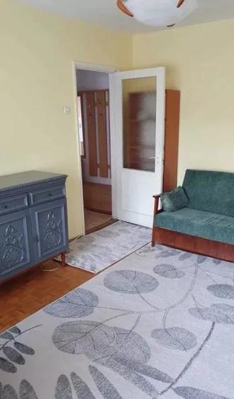 Apartament cu 2 camere semidecomandat în Astra