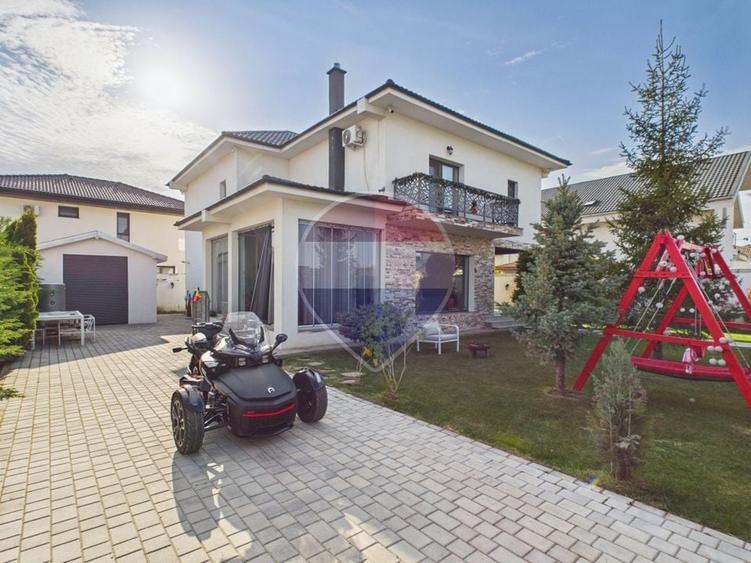Casă individuală cu 5 camere cu Teren 500 Mp în Corbeanca
