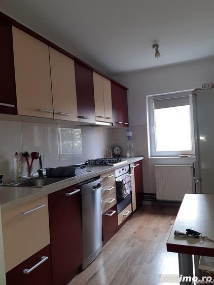 Apartament cu 3 camere decomandat în Complex Studențesc