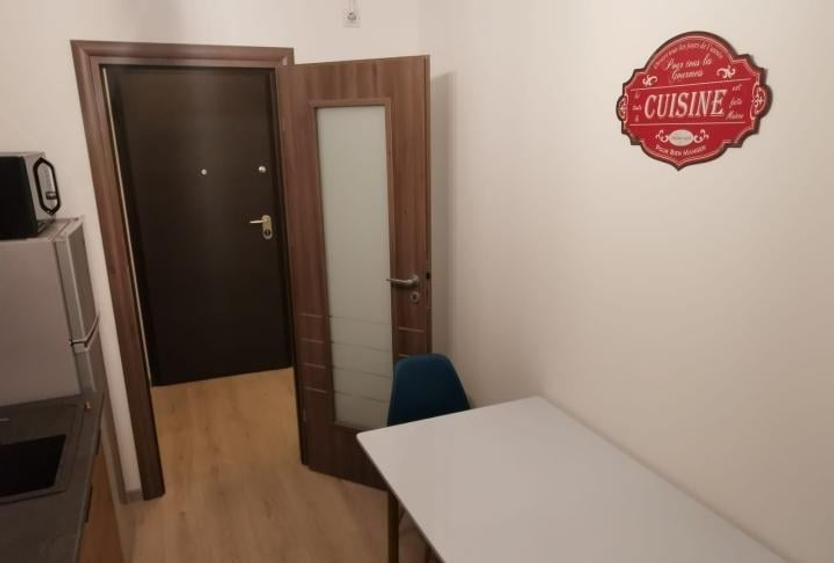 Garsonieră decomandată în Lujerului