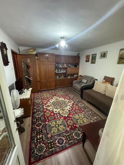 Garsonieră decomandată în Inel II