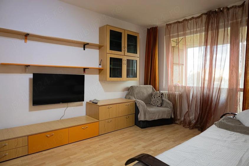 Inchiriere 2 camere, 51 mp, zona Auchan Titan, etaj 6 8 - 6