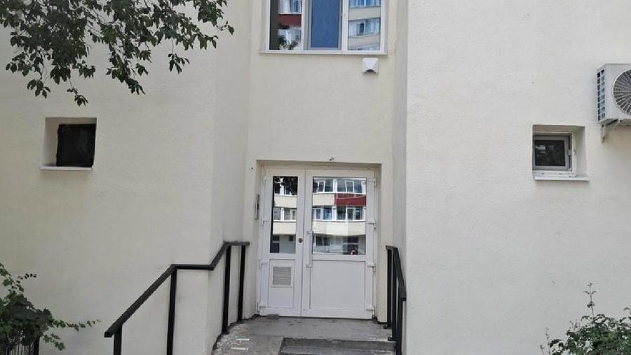 Apartament cu 2 camere semidecomandat în Sud