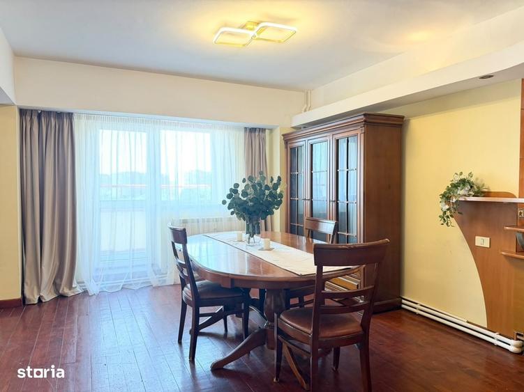 Apartament cu 4 camere în Unirii