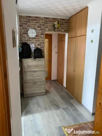 Apartament cu 2 camere decomandat în Orizont