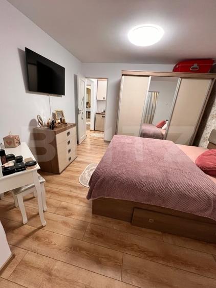 Apartament cu 4 camere decomandat, mobilat în Hunedoara