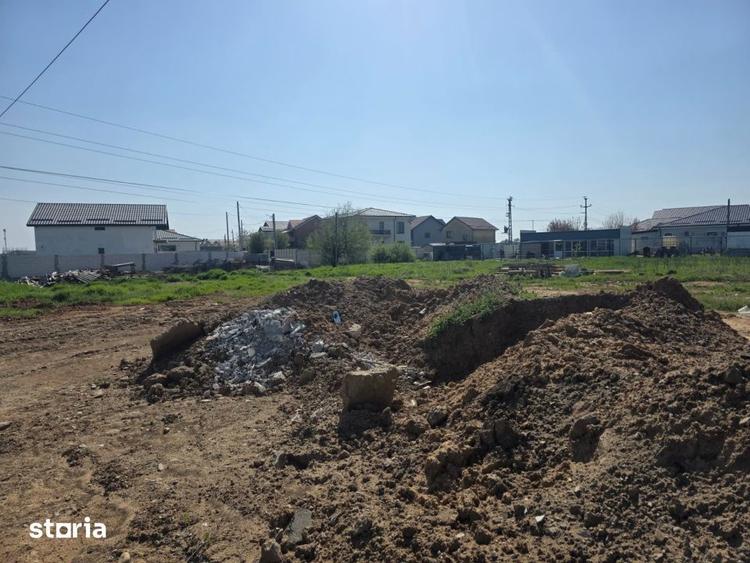 Casă cu 3 camere decomandat cu Teren 394 Mp în Central