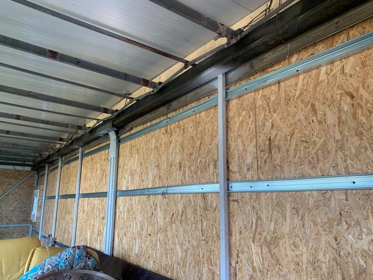 Casă cu 3 camere în Central