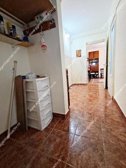 Apartament cu 3 camere decomandate, zona Centrala Gala?i - 1