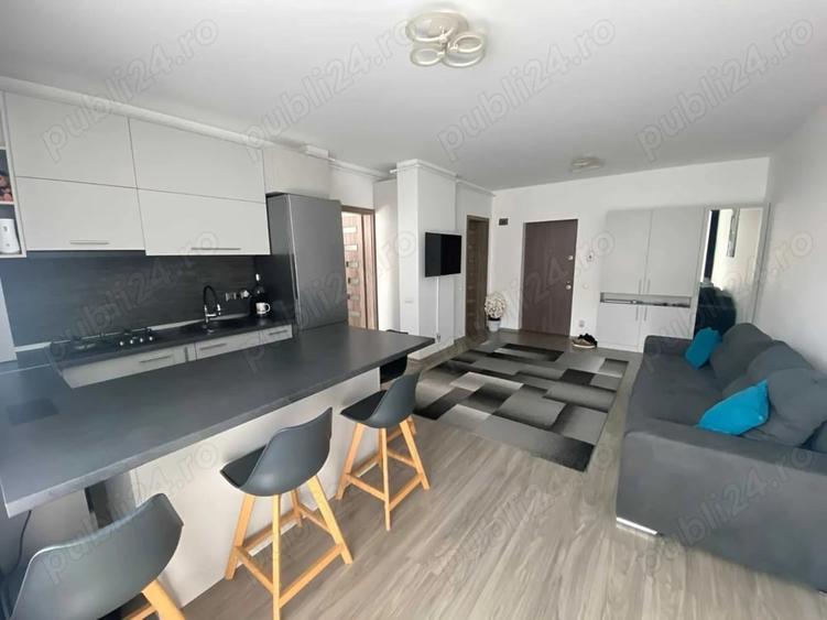 Apartament cu 2 camere decomandat în Central