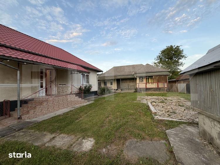 Casă cu 4 camere cu Teren 1000 Mp în Lozna