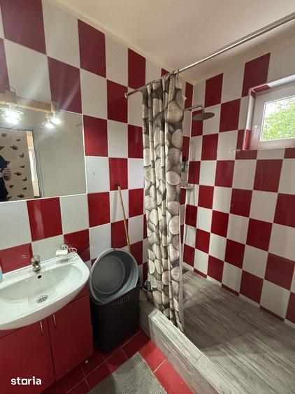 Casă cu 6 camere cu Teren 900 Mp în Jucu