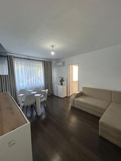 Apartament cu 2 camere semidecomandat în Central