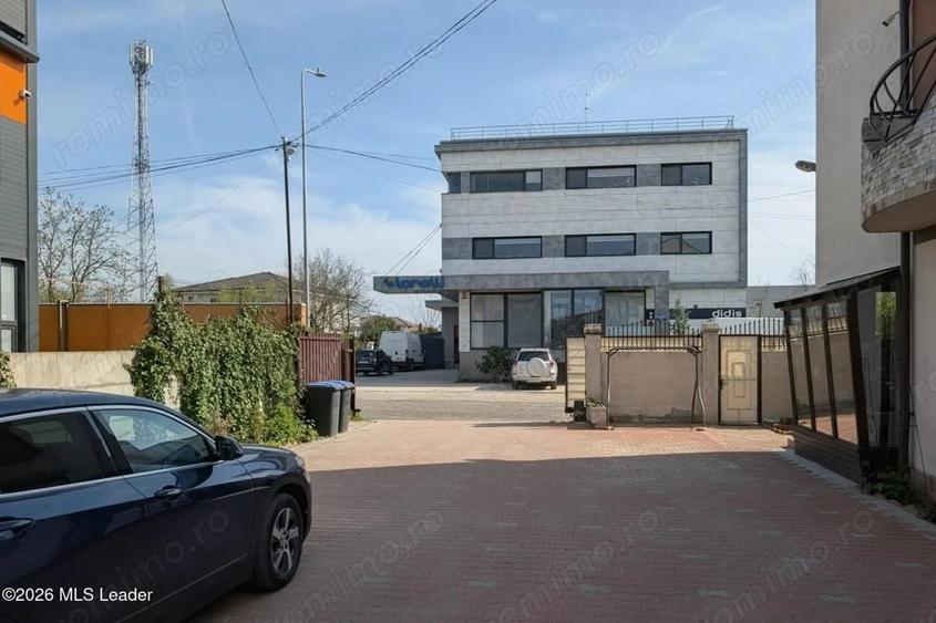 Spațiu comercial, de 730 mp, în Central