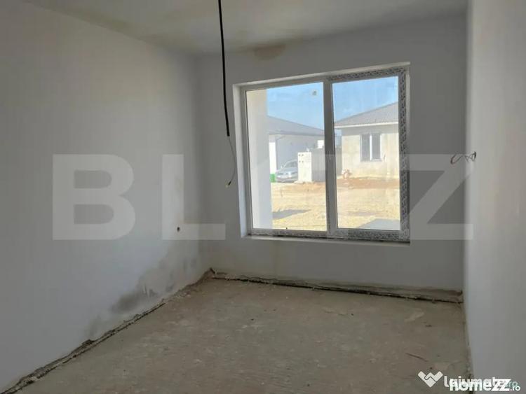 Casă cu 4 camere cu Teren 500 Mp în Sântandrei