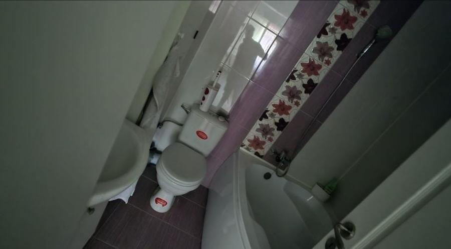 Apartament cu 3 camere decomandat în Alexandriei