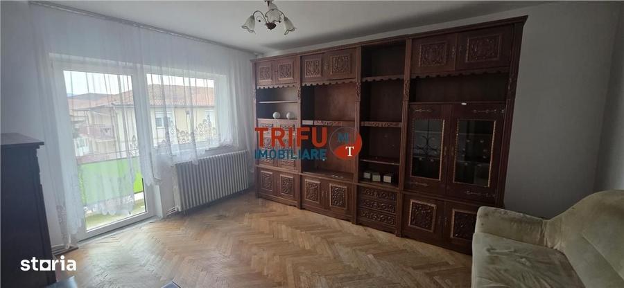 Apartament cu 3 camere decomandat în Tolstoi