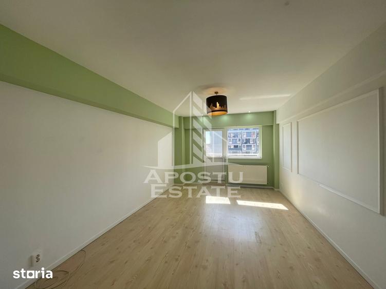 Apartament cu 4 camere în Soarelui