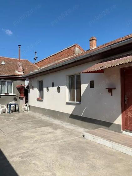 Vand casa si teren , str.Muresului - 9