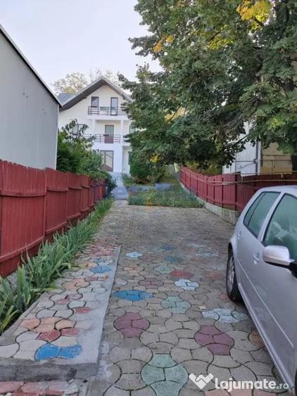 Casă cu 4 camere cu Teren 635 Mp în Bucium
