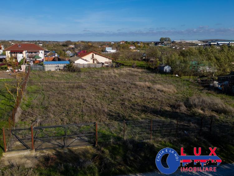 Teren Construcții intravilan de 2274 mp, în Murighiol