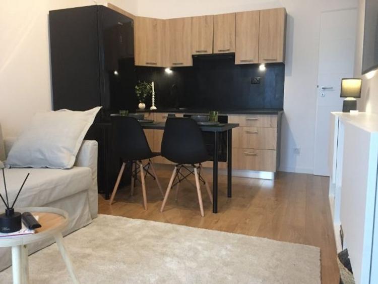 Apartament cu 2 camere decomandat în Popești-Leordeni