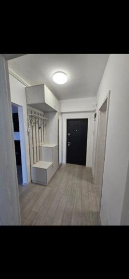 Apartament cu 2 camere decomandat, mobilat în Berceni — fotografia 3