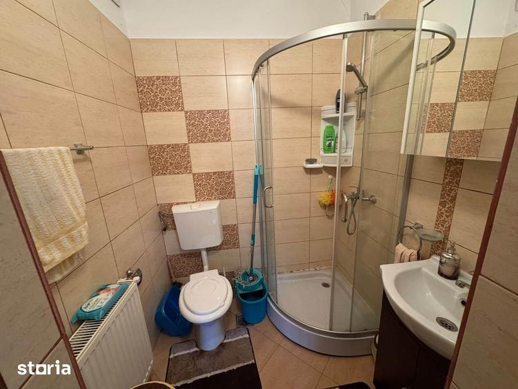 Casă cu 2 camere decomandat cu Teren 200 Mp în Tilișca