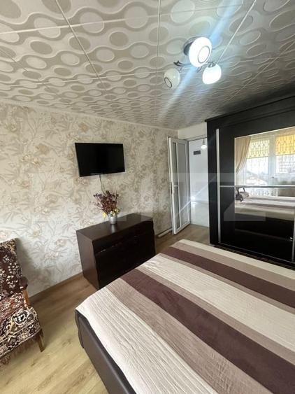 Casă individuală cu 8 camere cu Teren 450 Mp în Zărnești