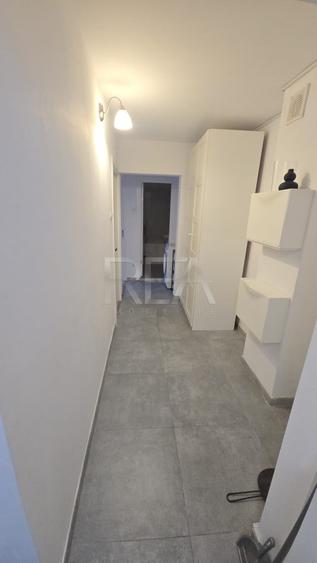 Apartament cu 3 camere decomandat în Sălăjan