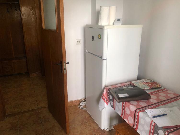 Apartament cu 2 camere decomandat, mobilat în Tomis III