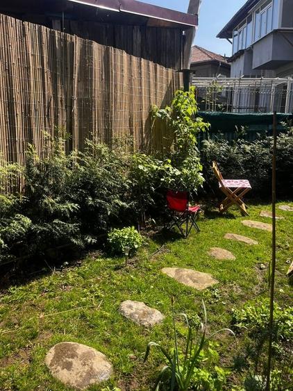 Apartament cu 3 camere decomandat în Eroii Revoluției
