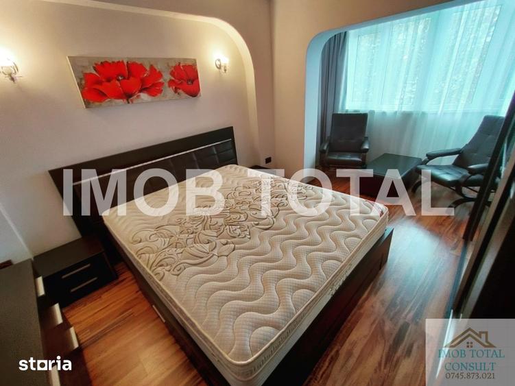 Apartament cu 3 camere, mobilat în Craiovei